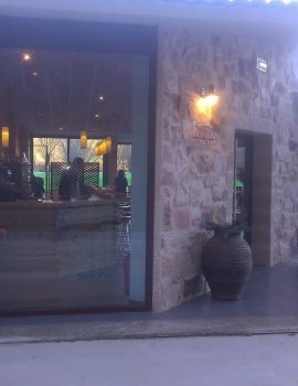 Restaurante en camping de Cervera de Pisuerga. Palencia.